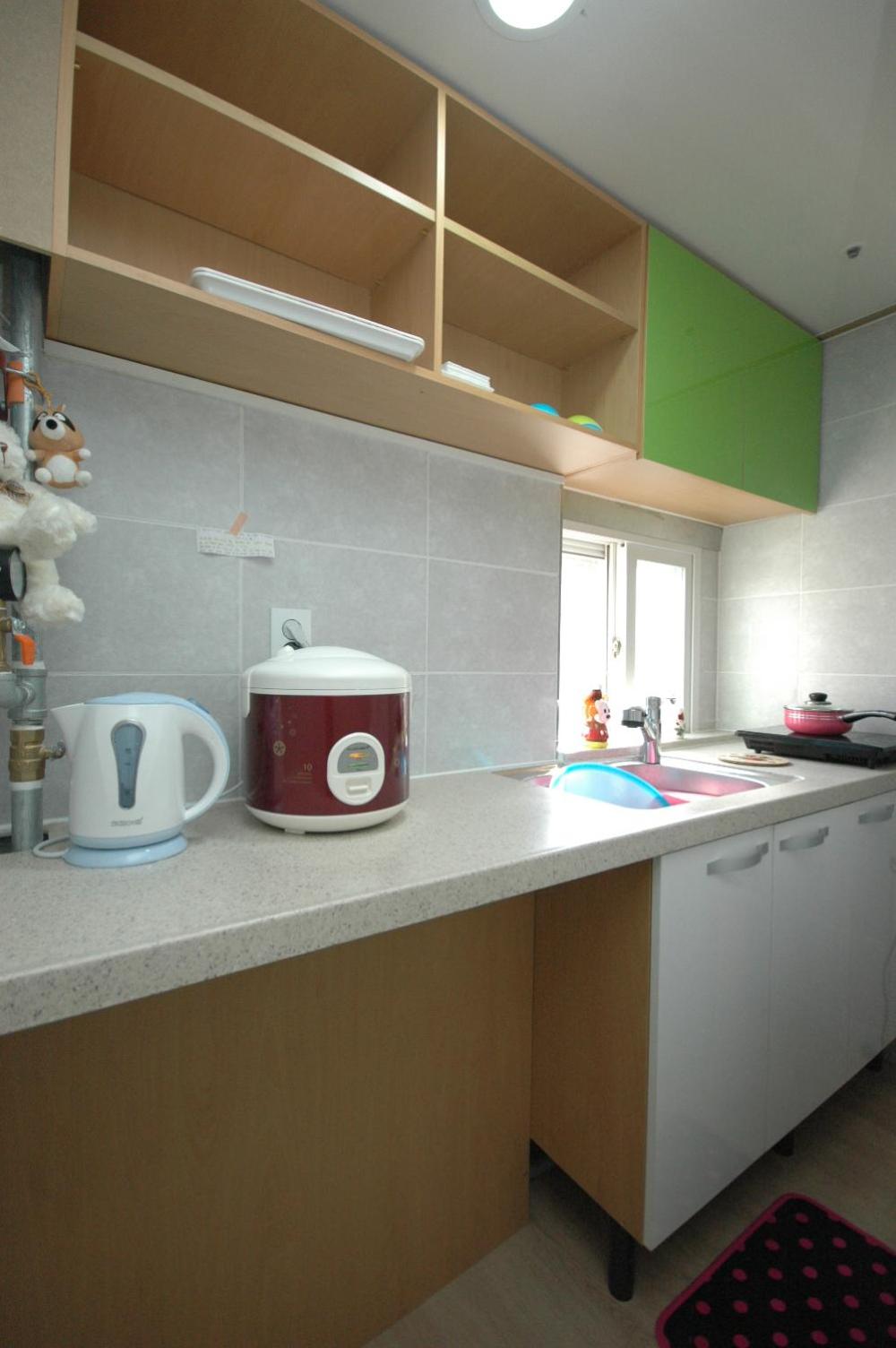 Фото LotteTower Rainbow House