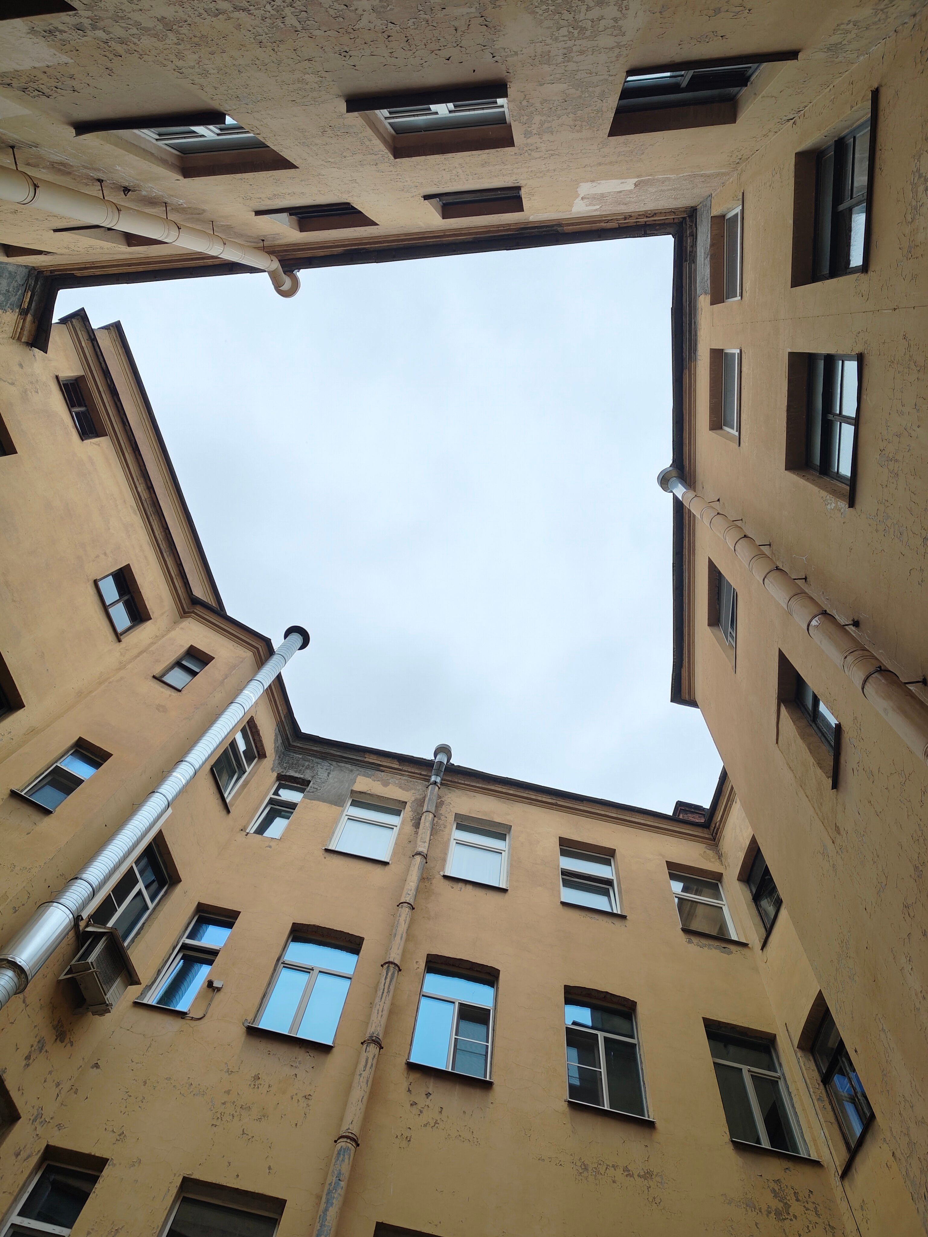 Фото Happy Rooms B. Pushkarskaya