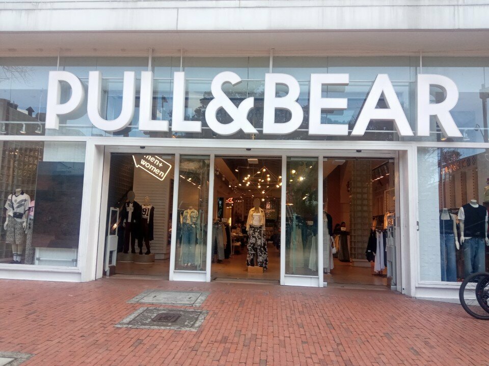 Clothing store Pull&Bear, Bogota, photo