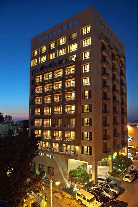 Гостиница ParkTower Suites в Бейруте