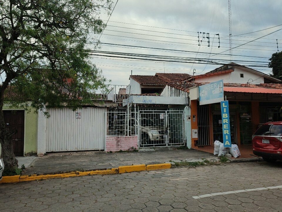 Stationery store Inser Bolivia, Santa Cruz de la Sierra, photo