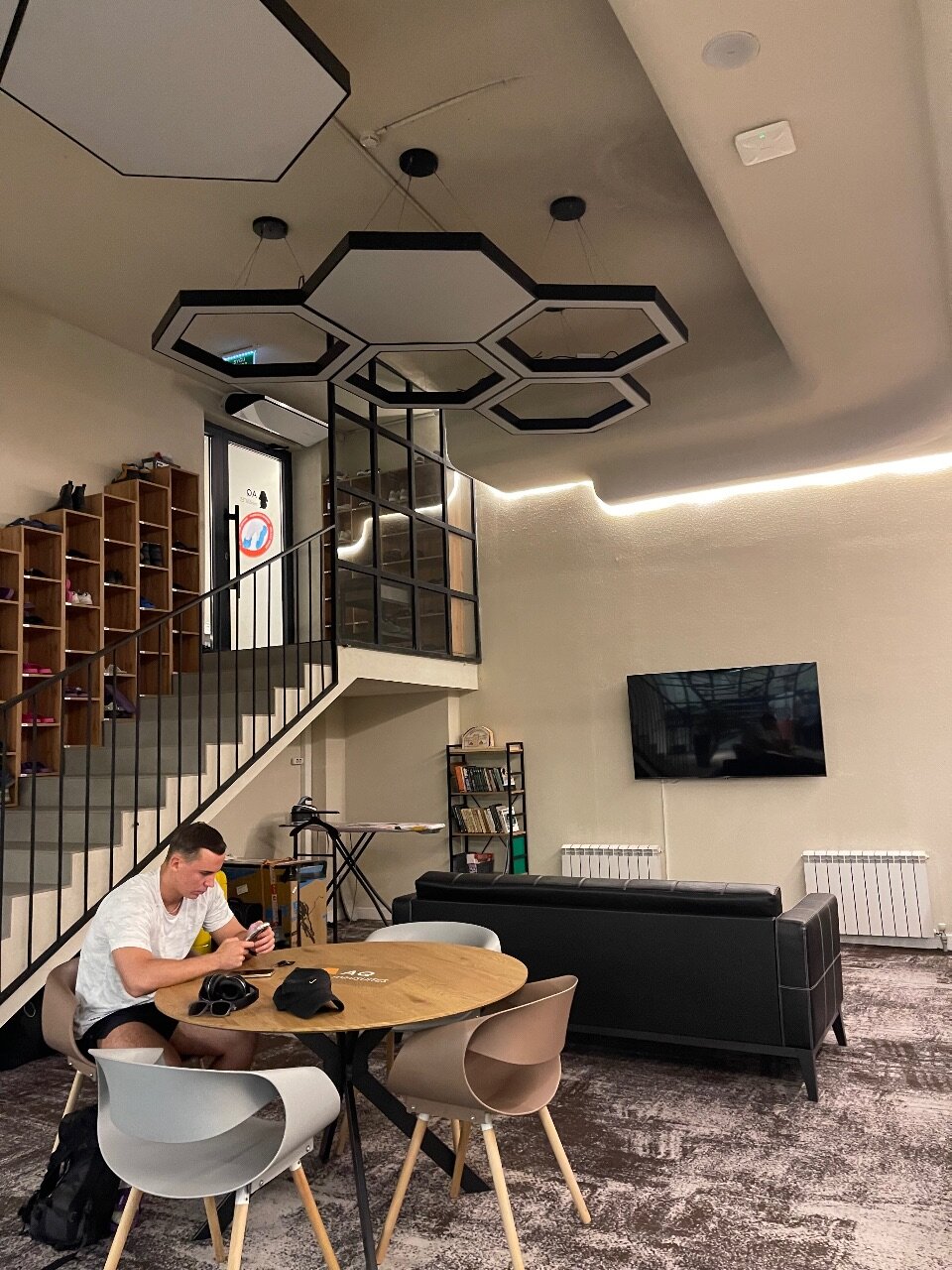 Фото отеля 2