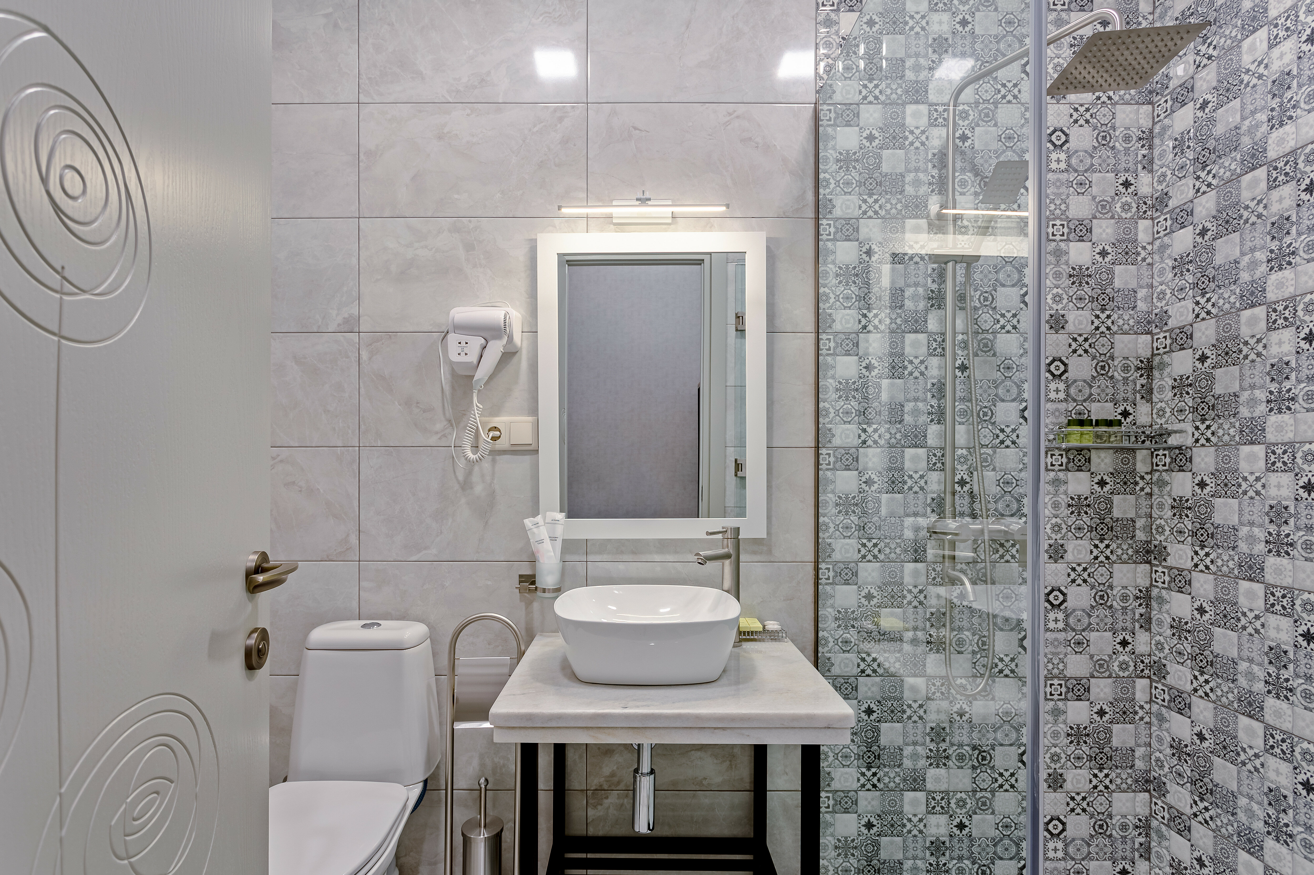 Фото Monument 1880