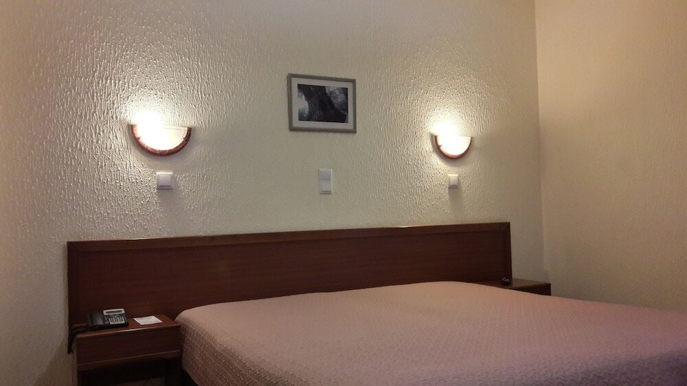 Фото Pensao Residencial Santa Luzia