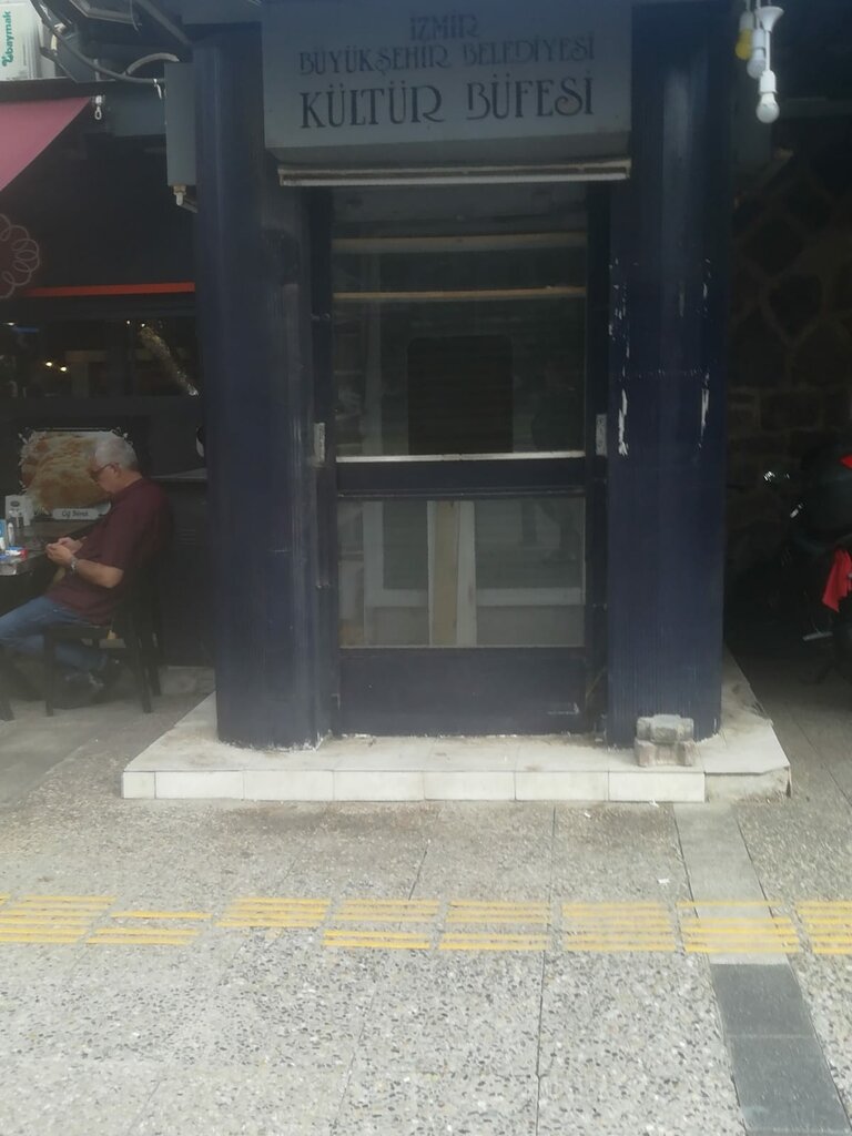 Mukhtars Ismetkaptan Neighborhood Headman's Office, Izmir, photo