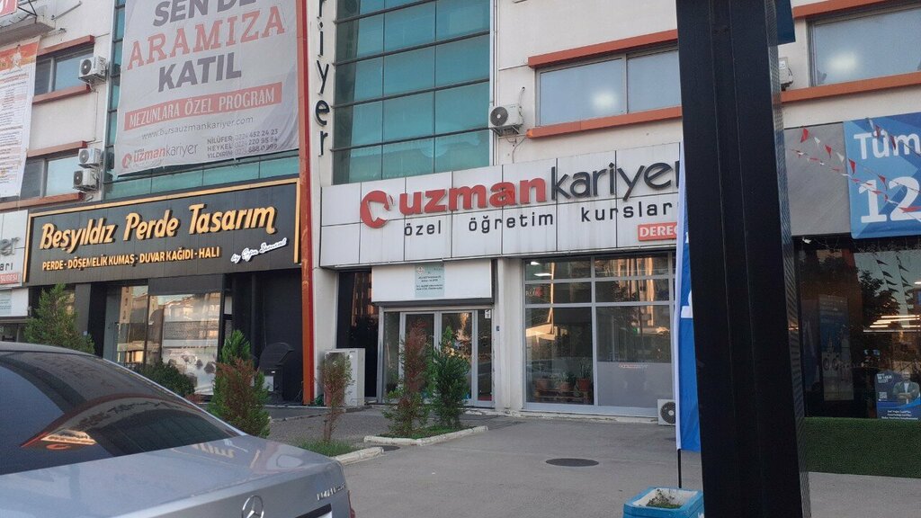 Centro educativo Nilüfer Uzman Kariyer Dershanesi, , foto