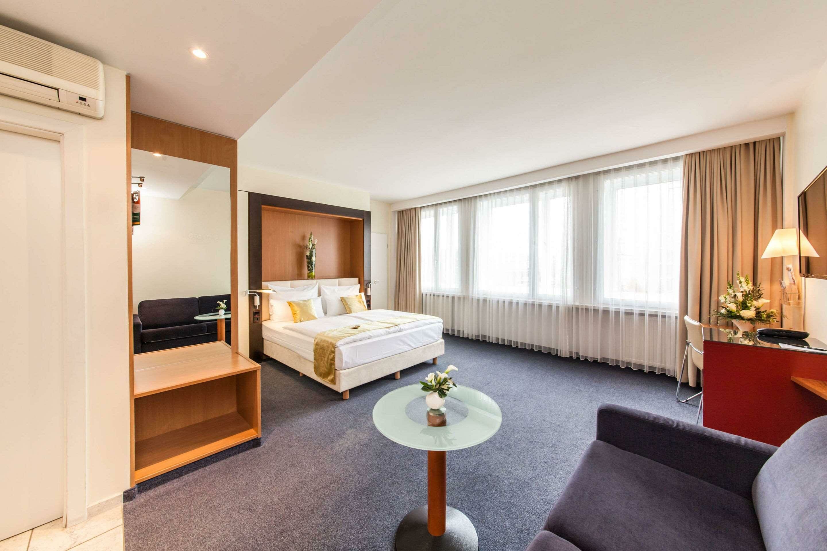 Фото Novum Hotel Ambassador