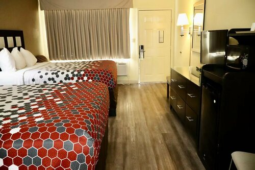 Гостиница Econo Lodge Downtown в Альбукерке