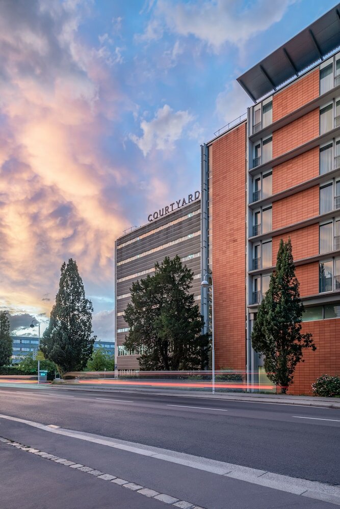 Фото Courtyard by Marriott Linz