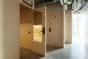 Morfeus Capsule Hotel