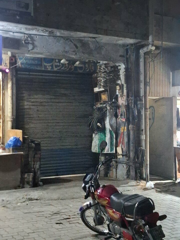 Car service, auto repair Farooq Motor Workshop, Lahore, photo