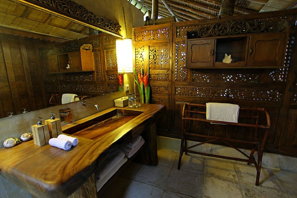 Фото Sejuk Beach Villas