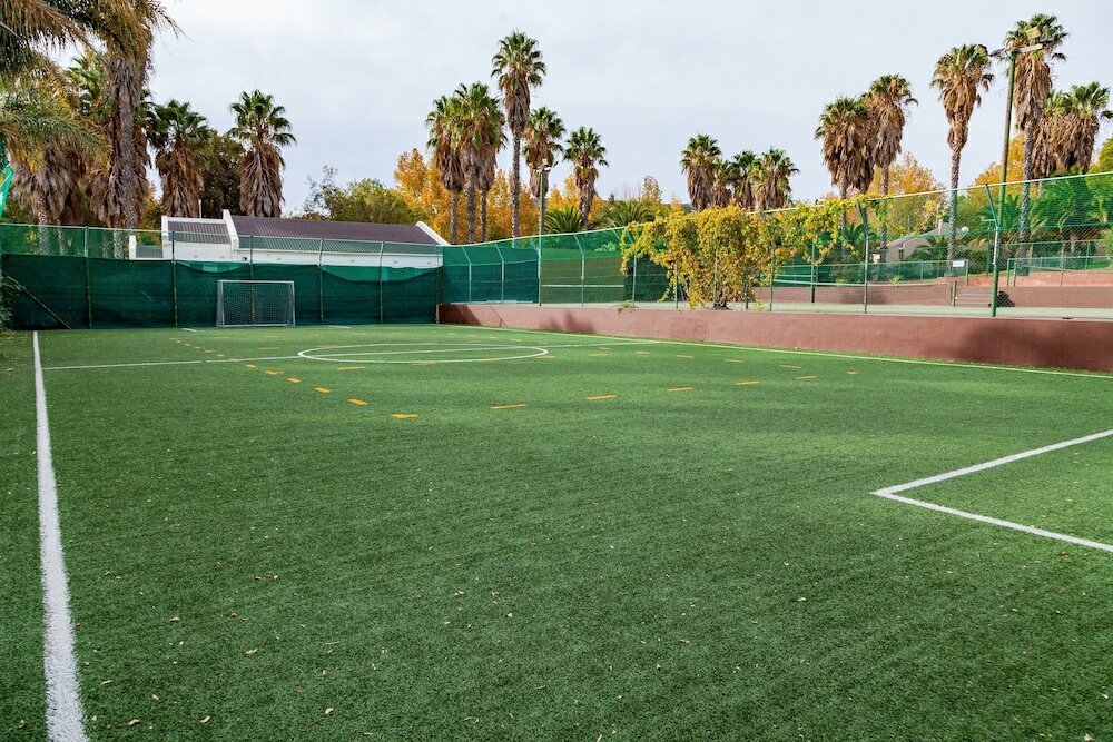 Фото Montagu Springs Resort