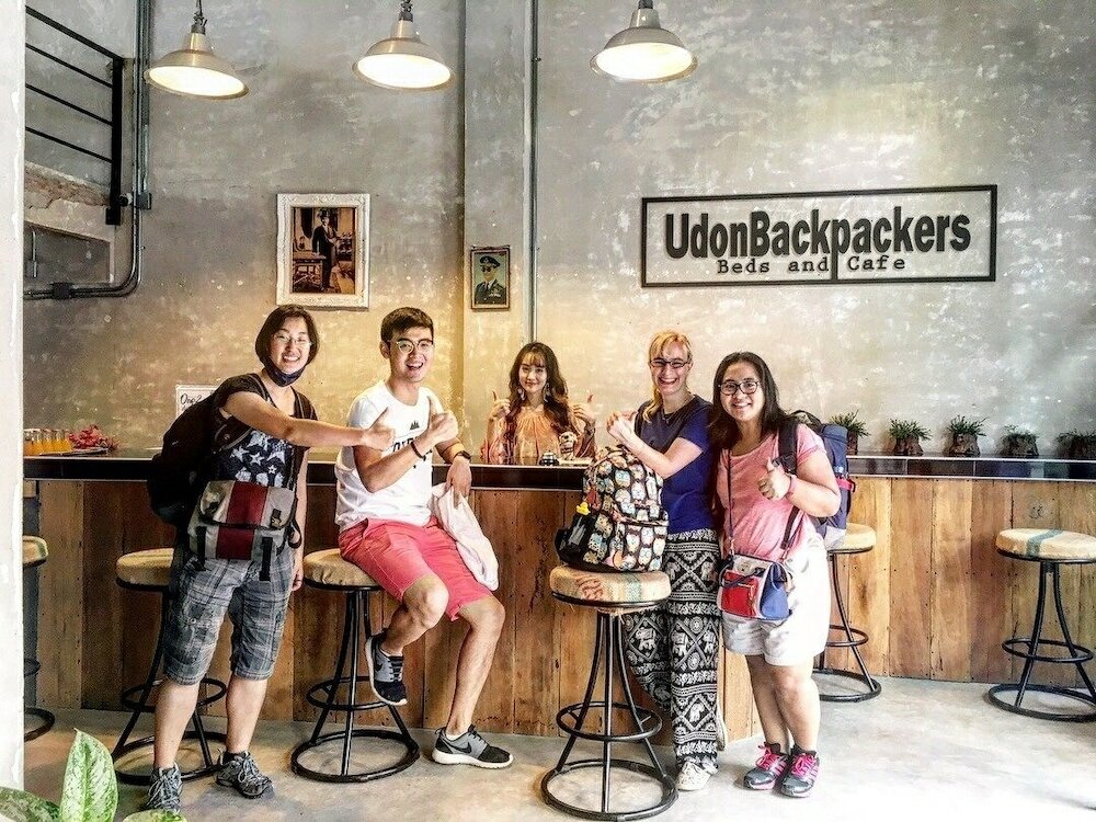 Фото UdonBackpackers Beds and Cafe