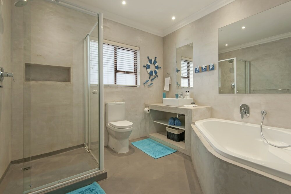 Фото White Shark Guest House