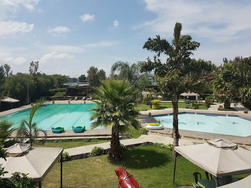 Гостиница Kivu Resort - Hostel в Накуру