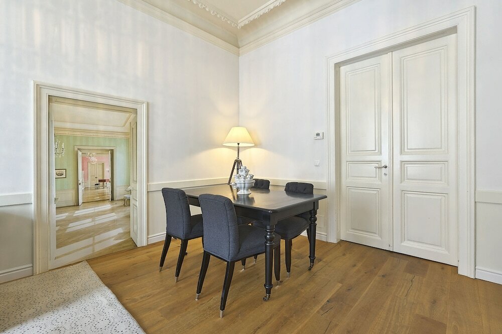 Фото 6 Rooms - Garnisongasse