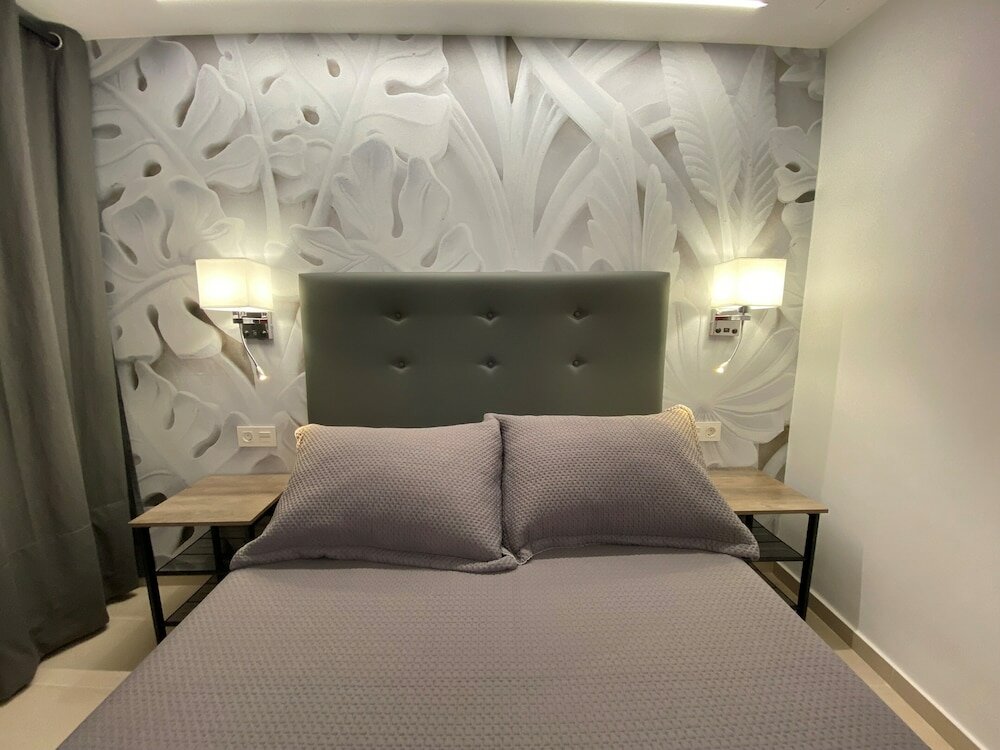 Фото Hostal La Pilarica