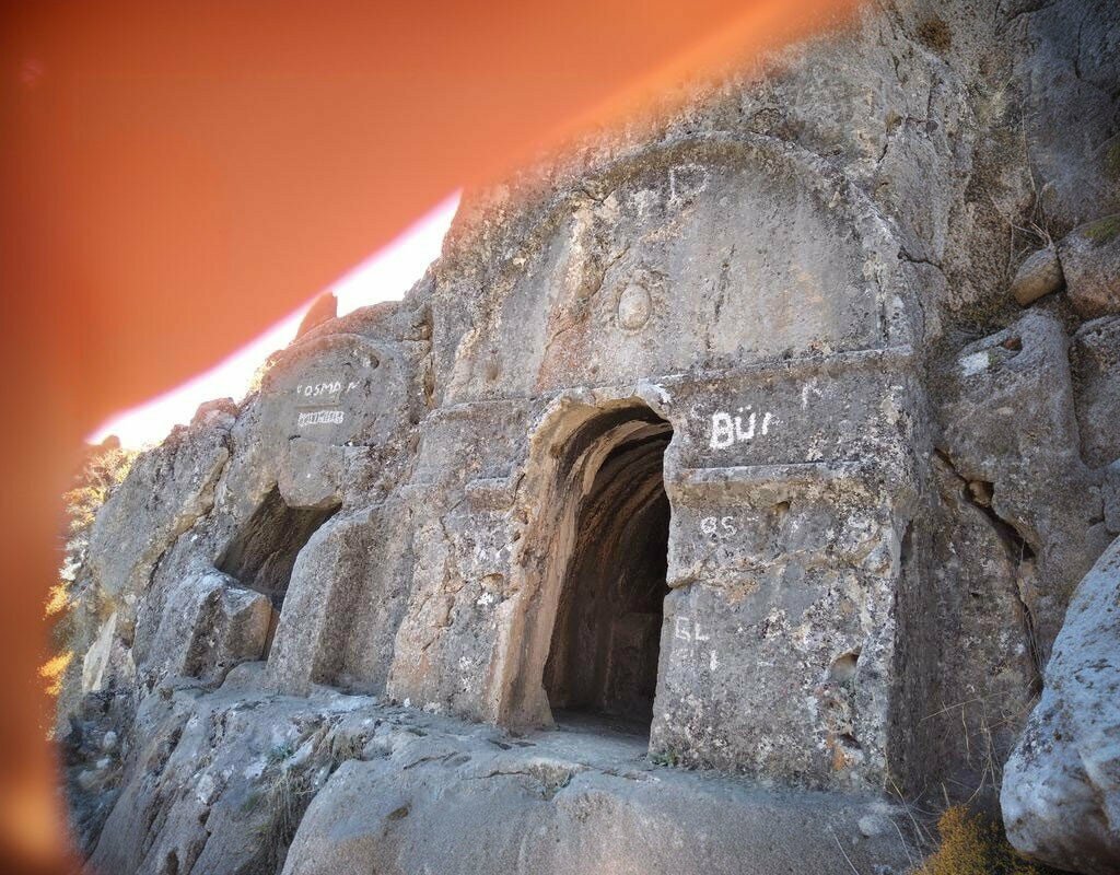 Landmark, attraction Rock Tombs, Kahramanmaras, photo