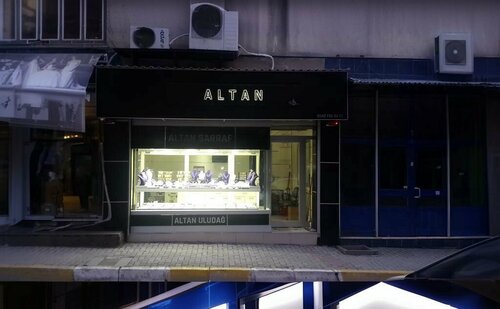 Altan Kuyumculuk Fotoğraf 3