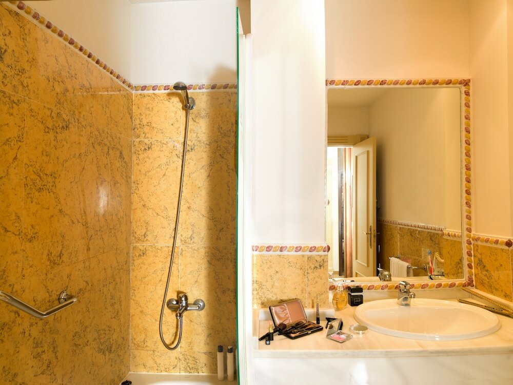 Фото Hotel Yit Vereda Real