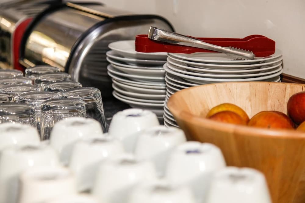 Фото Claremont House