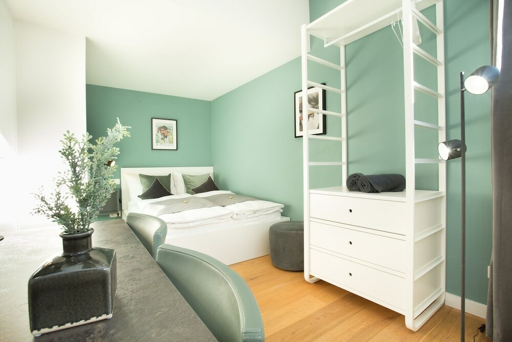 Фото Room 4 & 5 Apartments