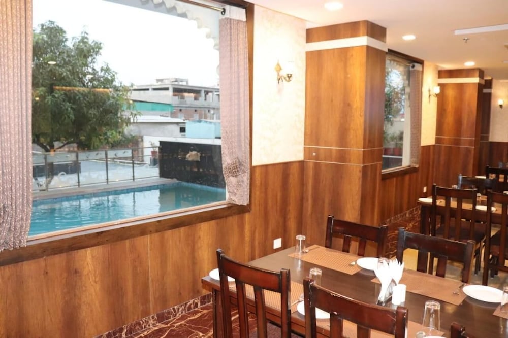 Фото The Byke Riddhi Inn