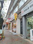 Local Products (İstanbul, Kadikoy, Ethem Efendi Cad., 81B), nueces, snacks, frutos secos