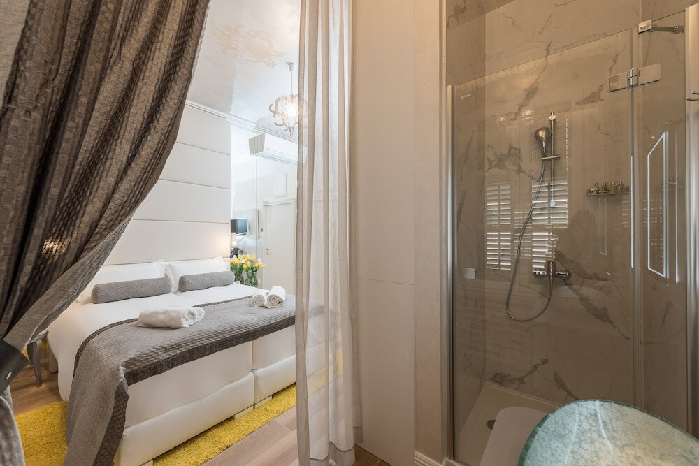 Фото Апартаменты Zara Palace - design rooms