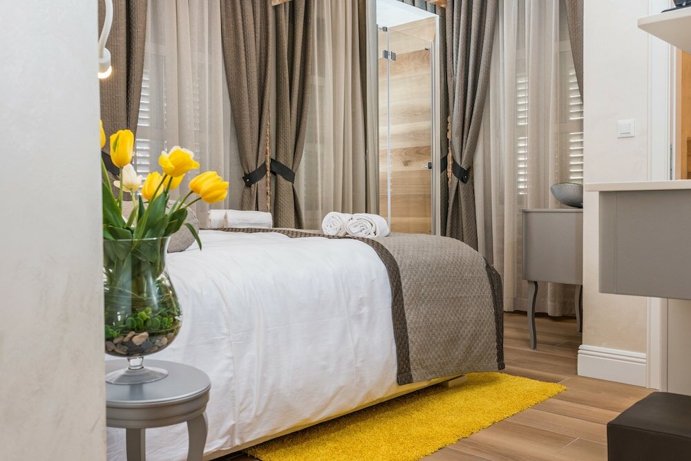 Фото Апартаменты Zara Palace - design rooms