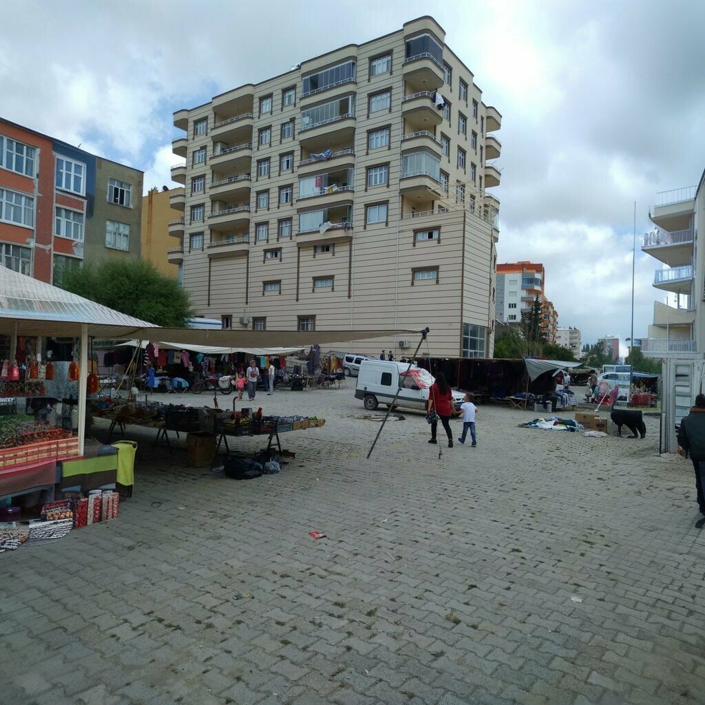 Shopping mall Gulnar Market, Gulnar, photo