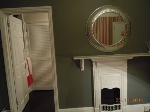 Фото Worth House