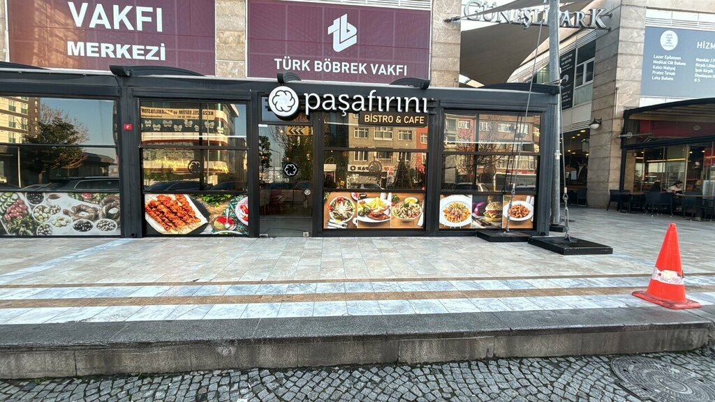 Cafe Pasafırını Gunesli, Istanbul, photo