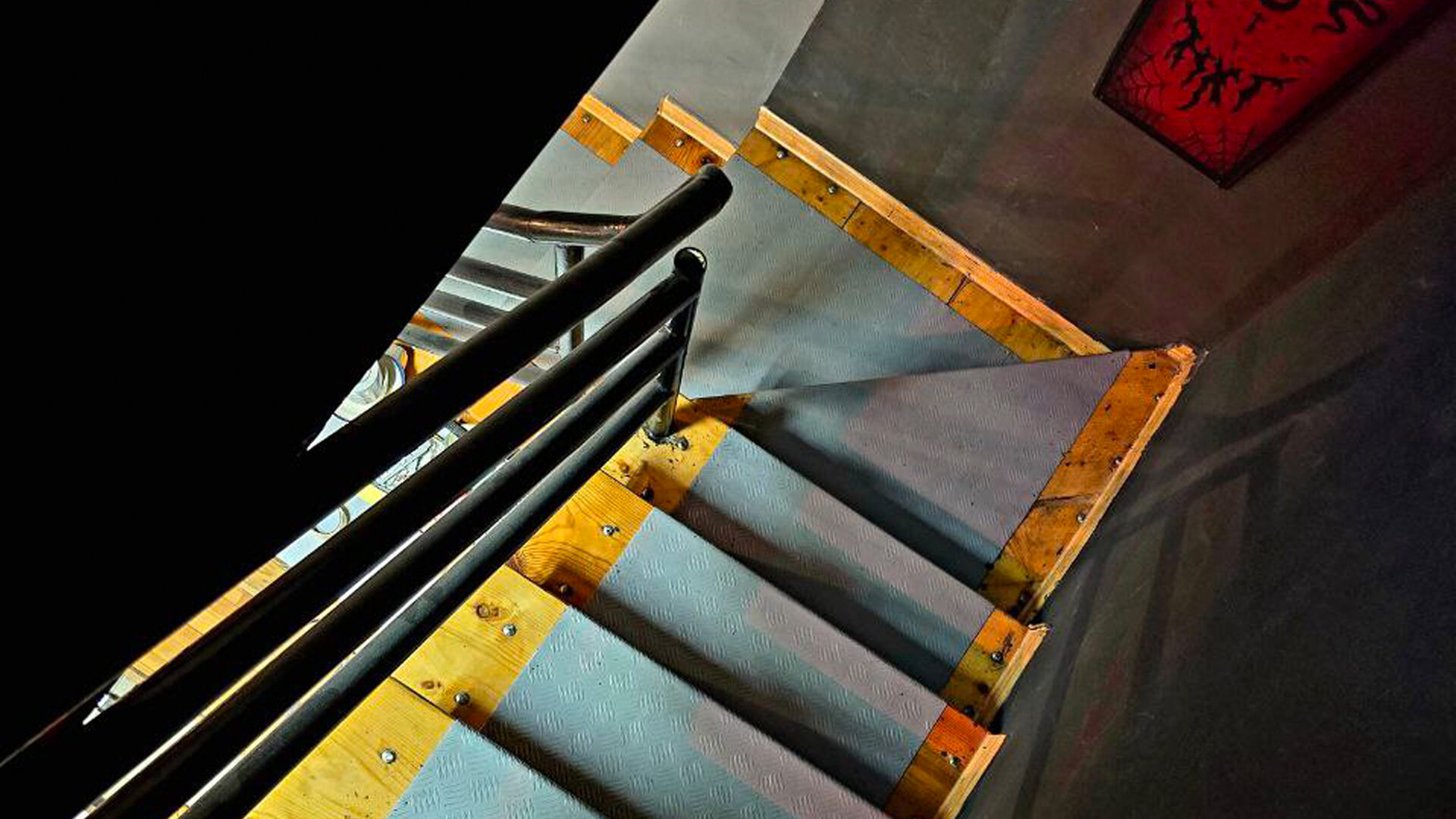 Фото Scary Hostel