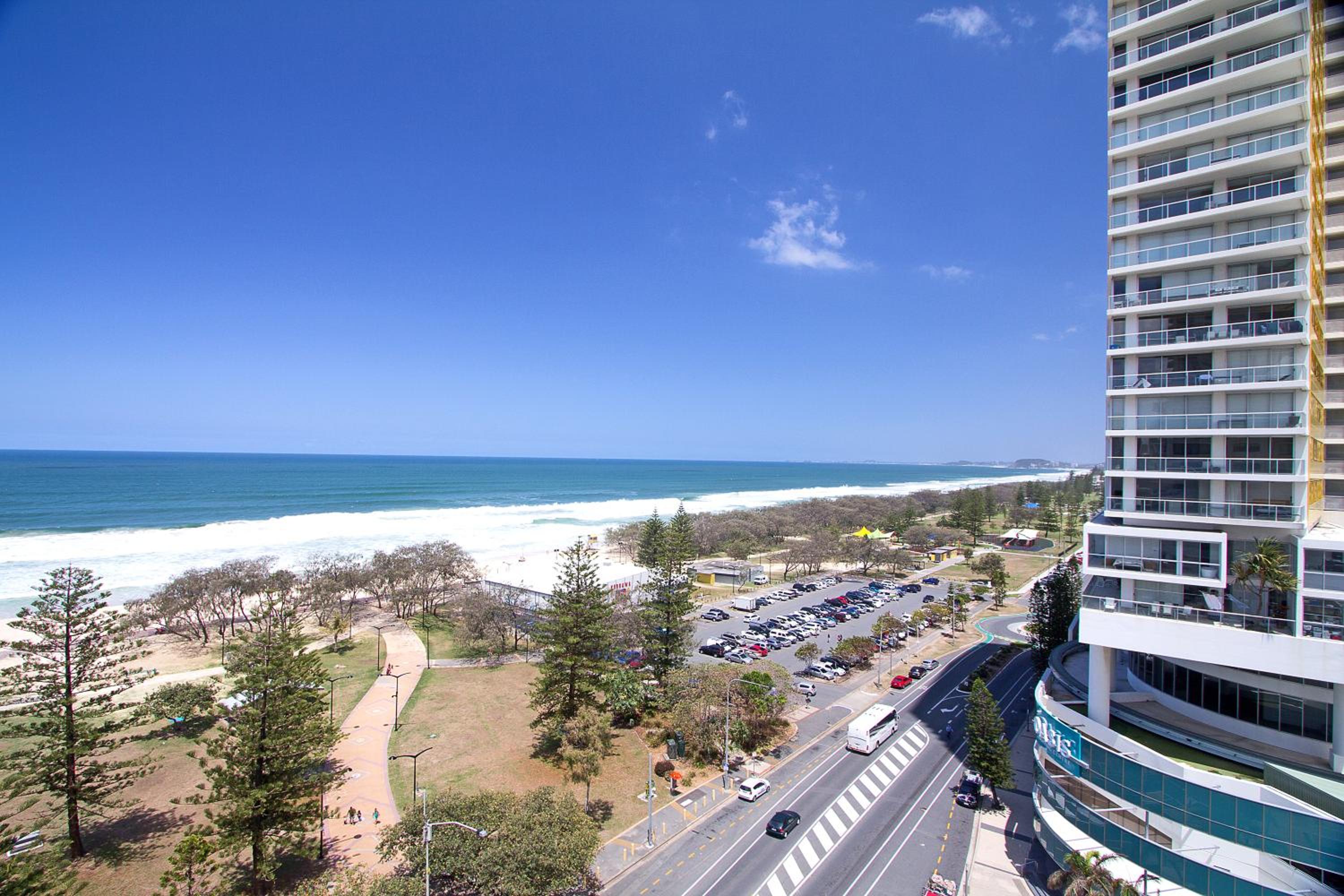 Фото South Pacific Plaza