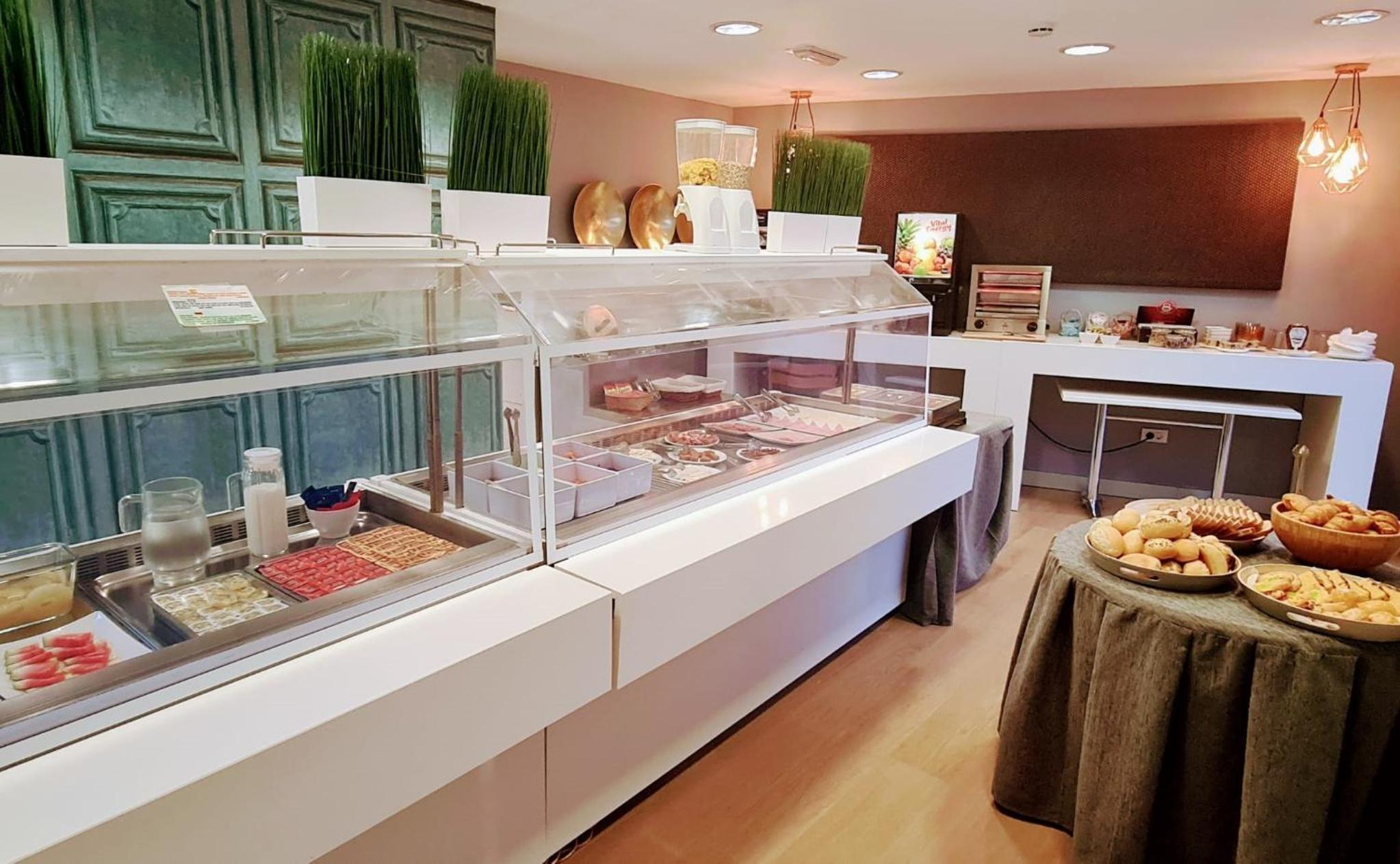 Фото Apartamentos Dorotea