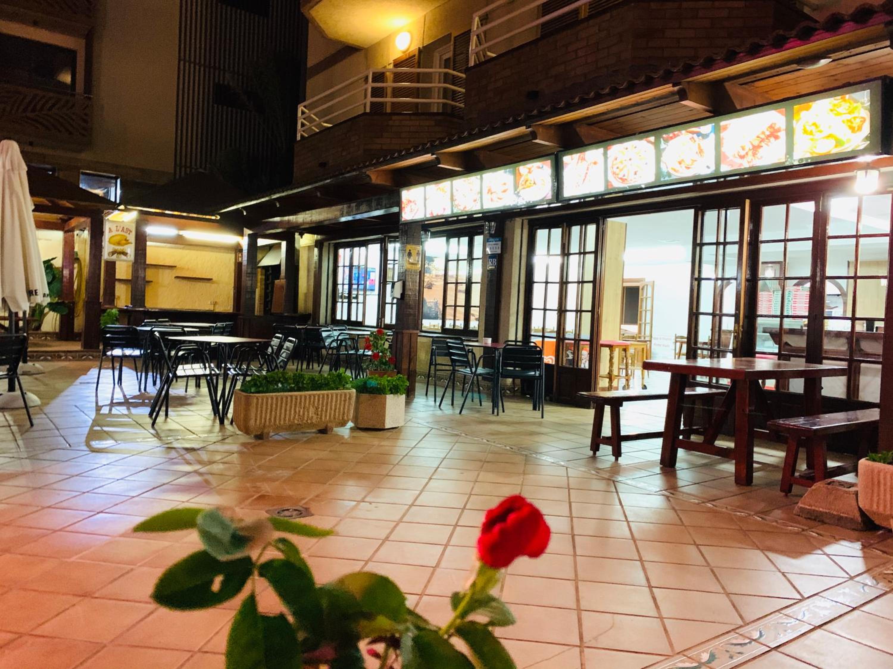 Фото Eva Apartahotel