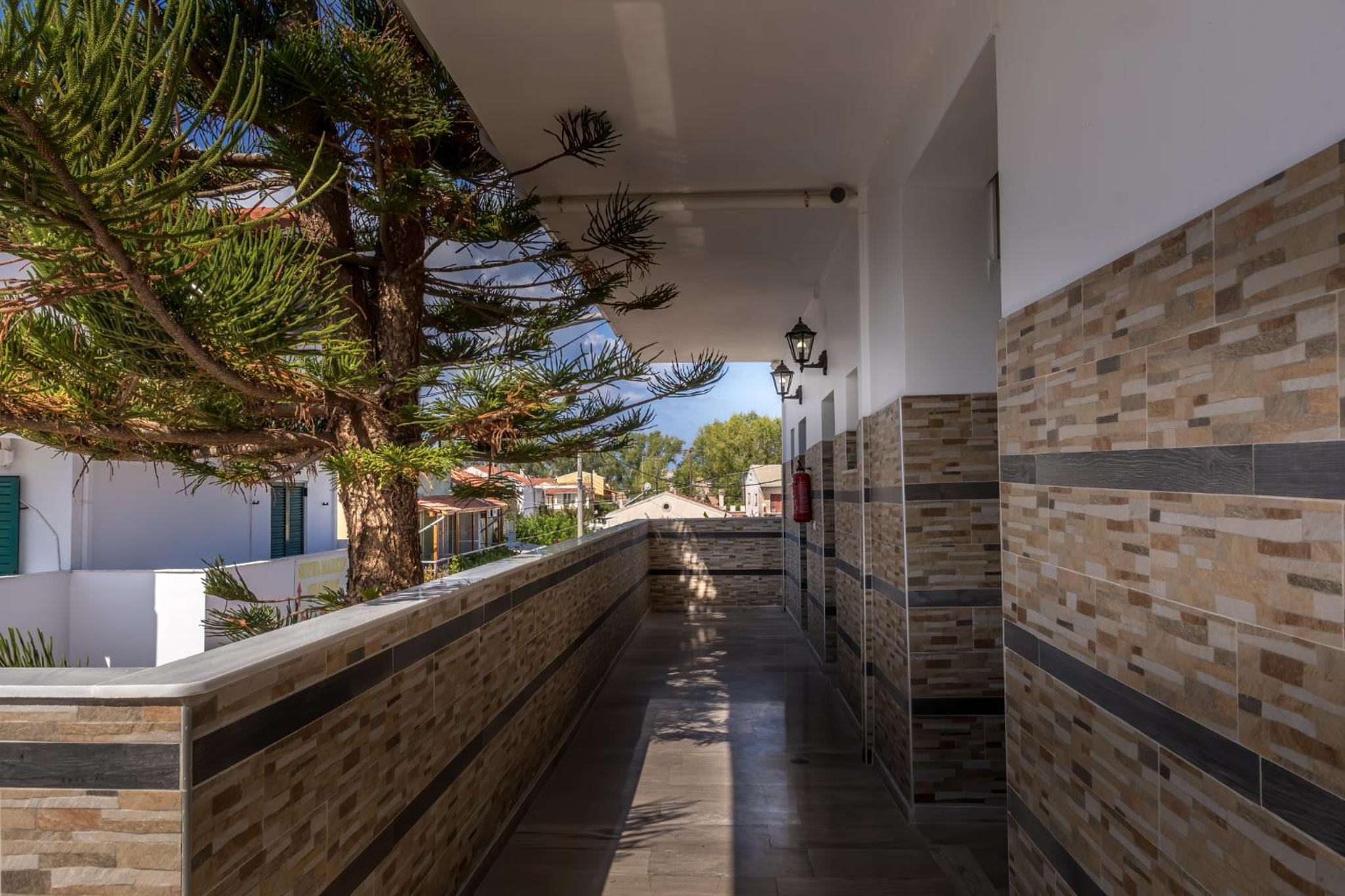 Фото Chandris Apartments