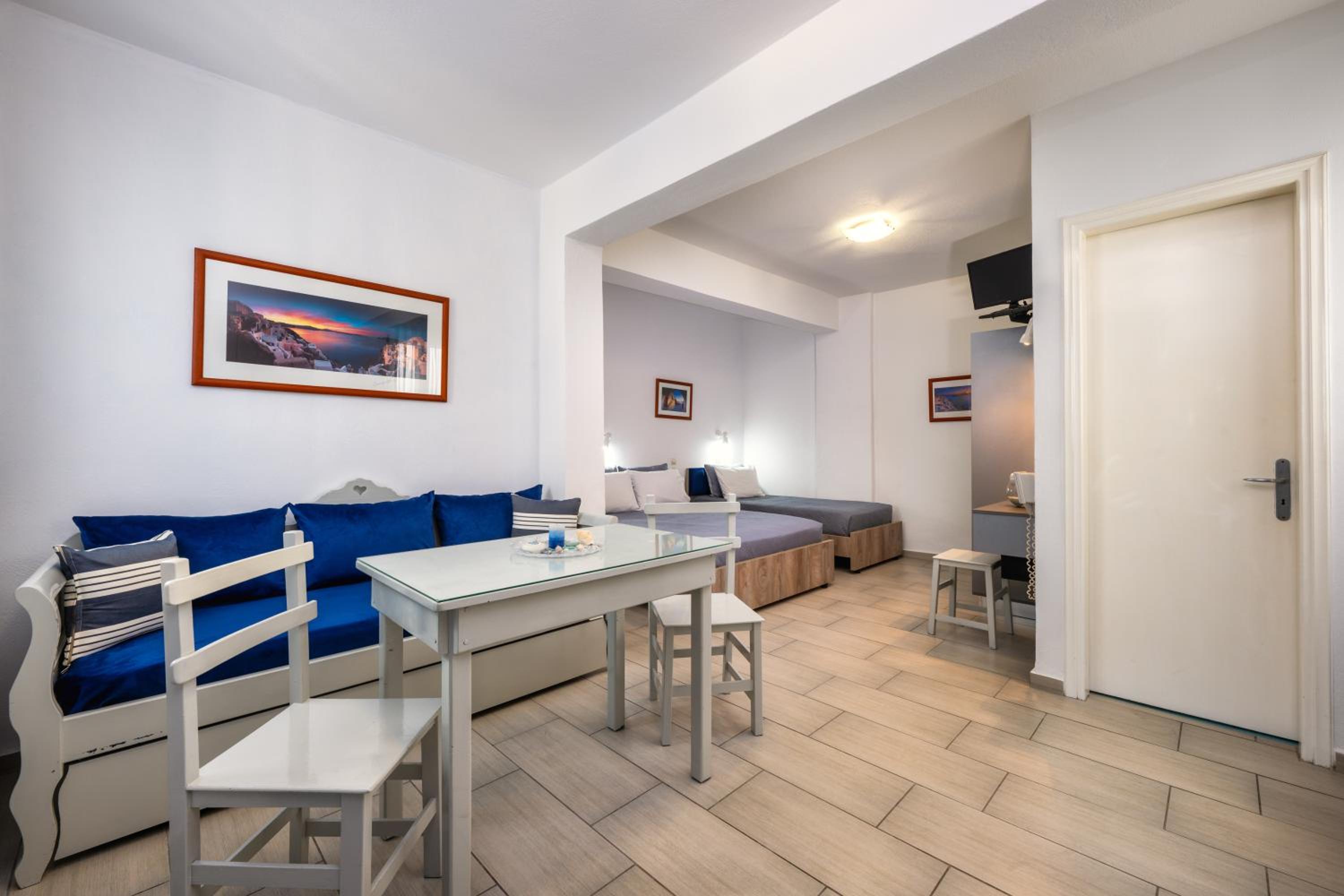 Фото Honeymoon Beach Studios