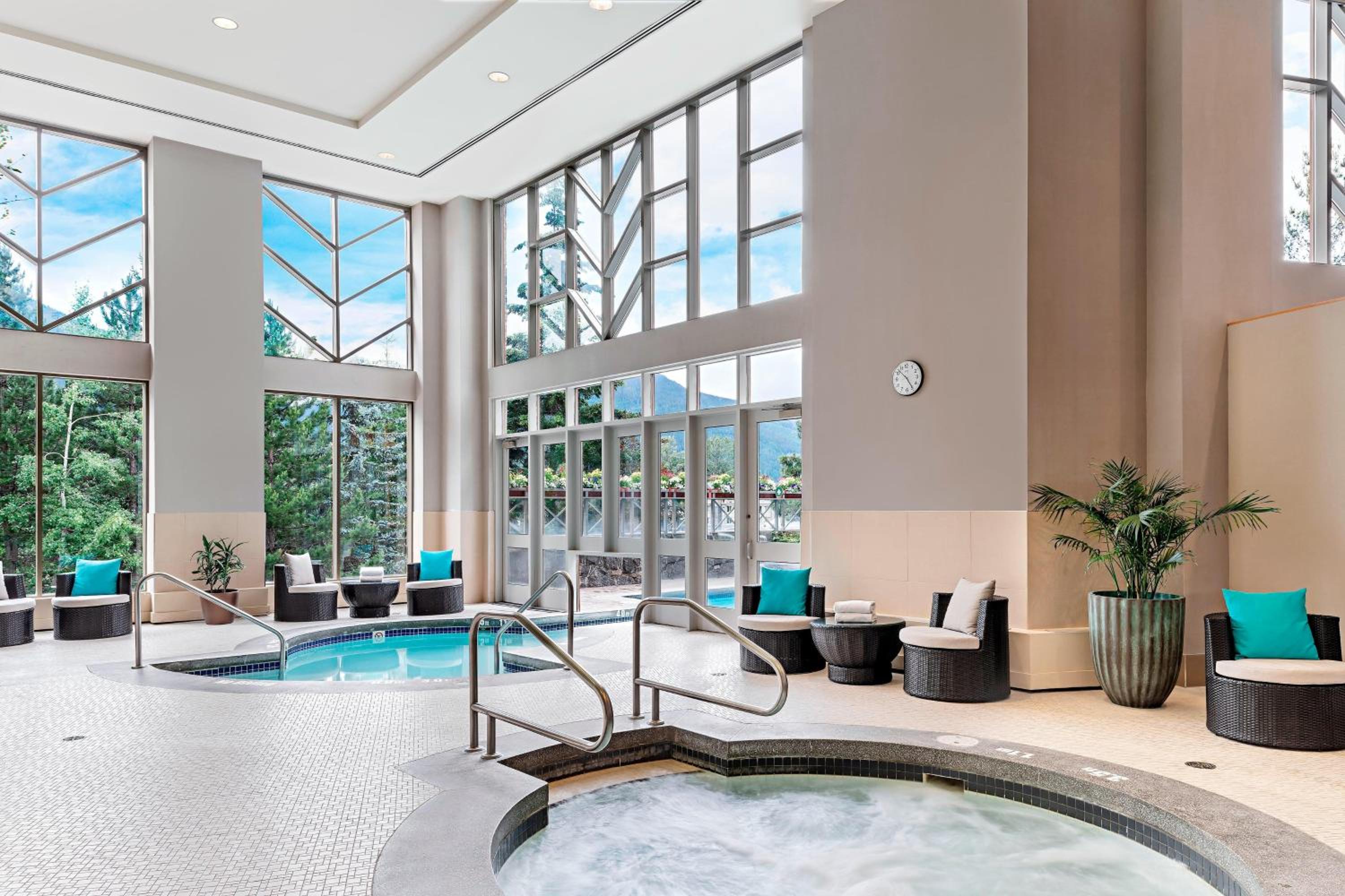 Фото The Westin Resort & SPA, Whistler