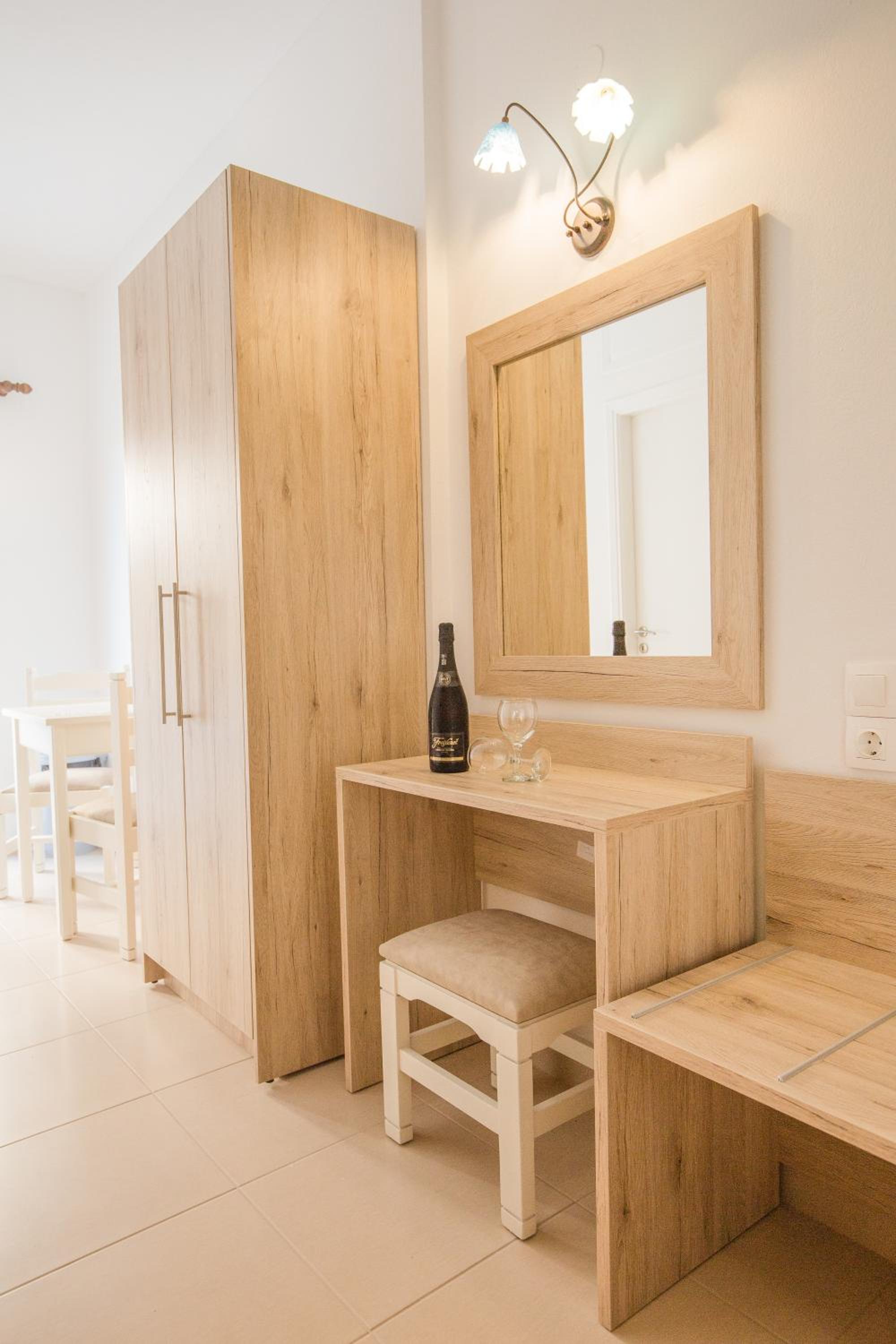 Фото Mastorakis Hotel And Studios