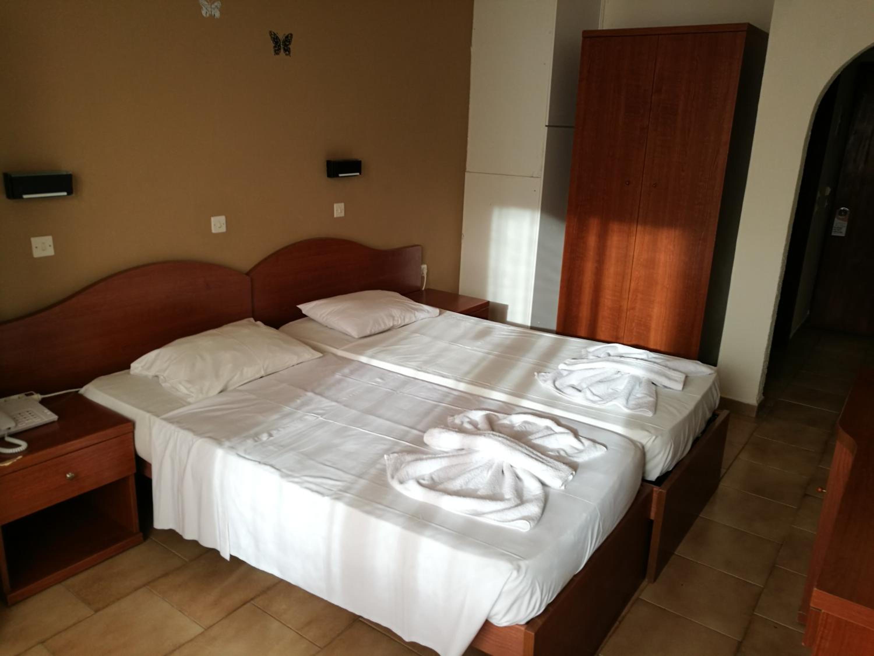 Фото Golden Days Hotel