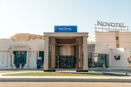 Гостиница Novotel Cairo Airport в Каире