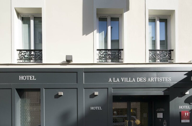 Гостиница Hôtel A La Villa des Artistes в Париже