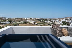Гостиница Vrachos Suites Mykonos