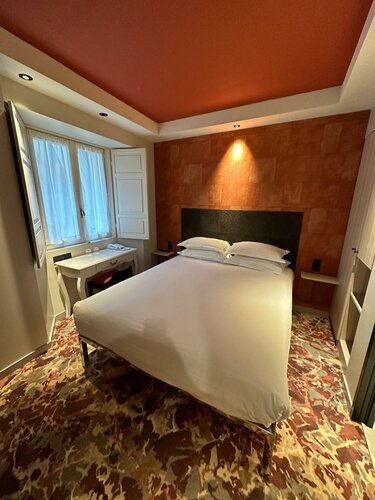 Гостиница Hôtel Médieval в Авиньоне