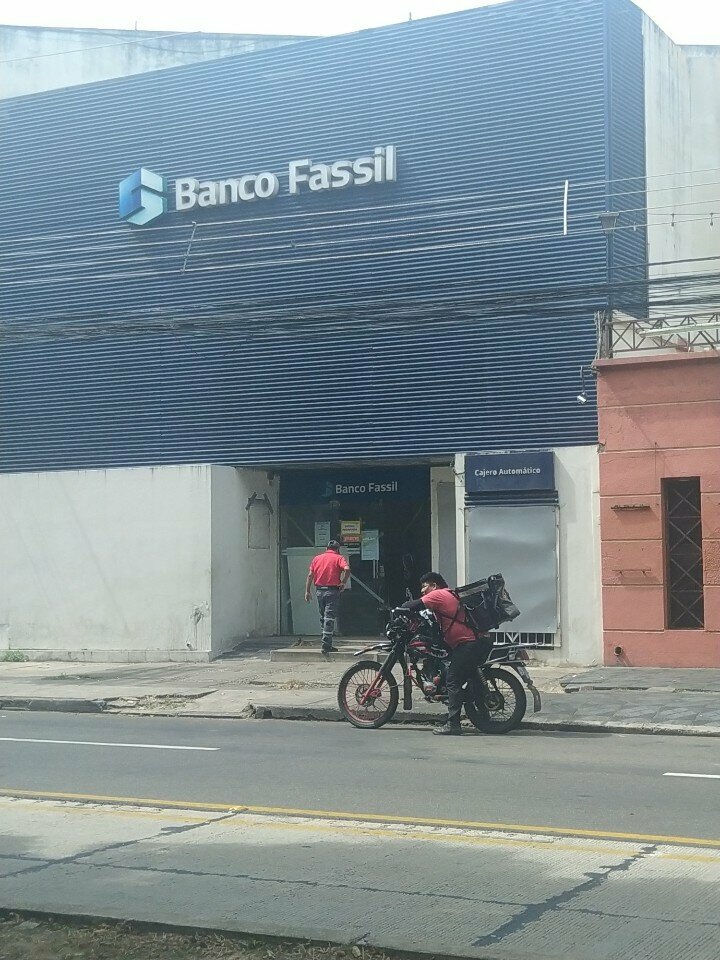 Bank Banco Fassil, Santa Cruz de la Sierra, photo