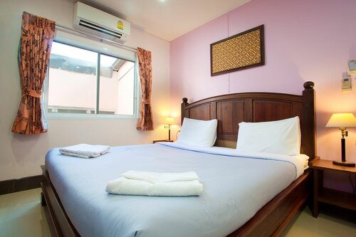Гостиница Baan Sutra Guesthouse на Пхукете