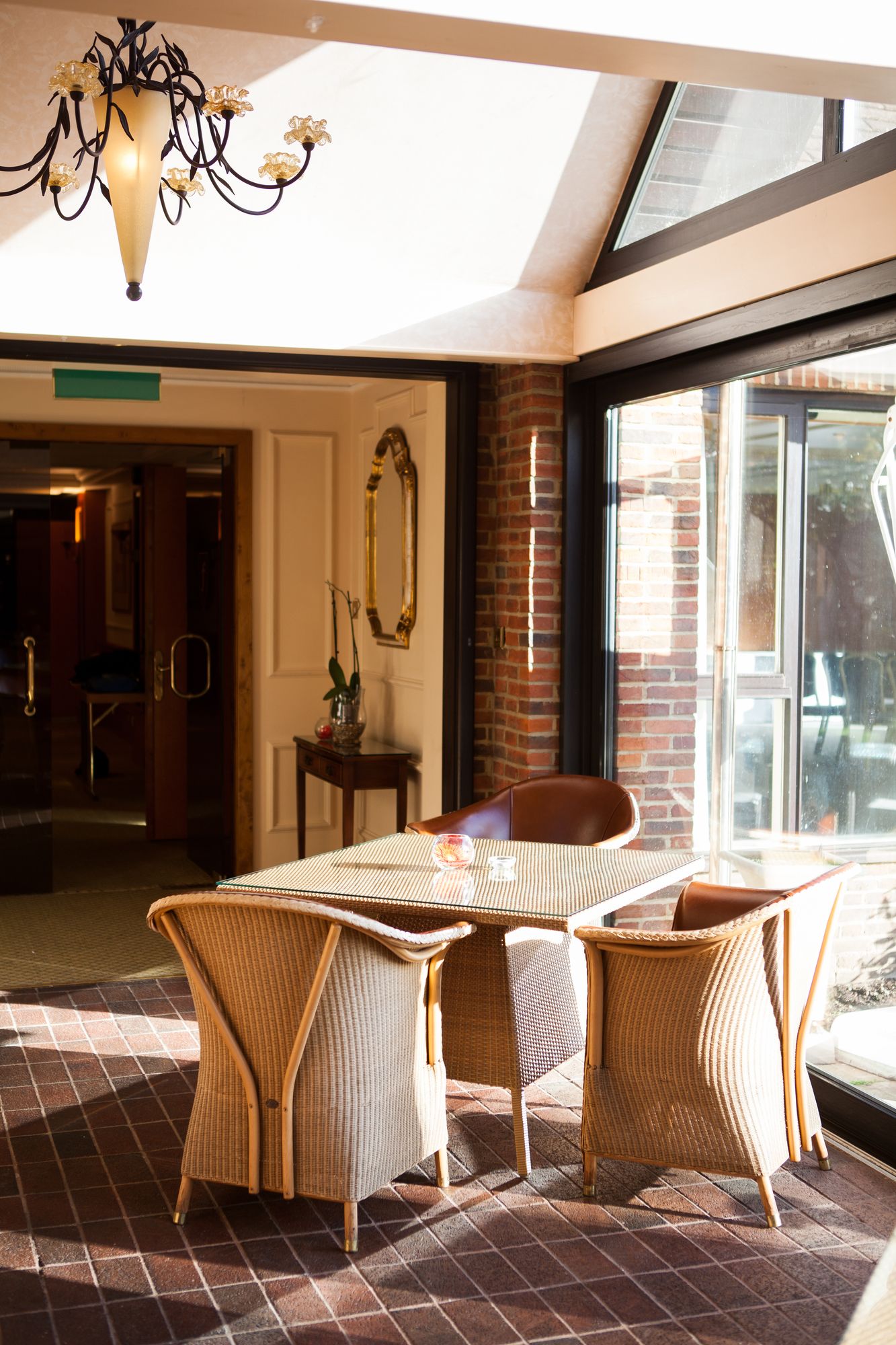 Фото Fredrick's Hotel Restaurant & SPA